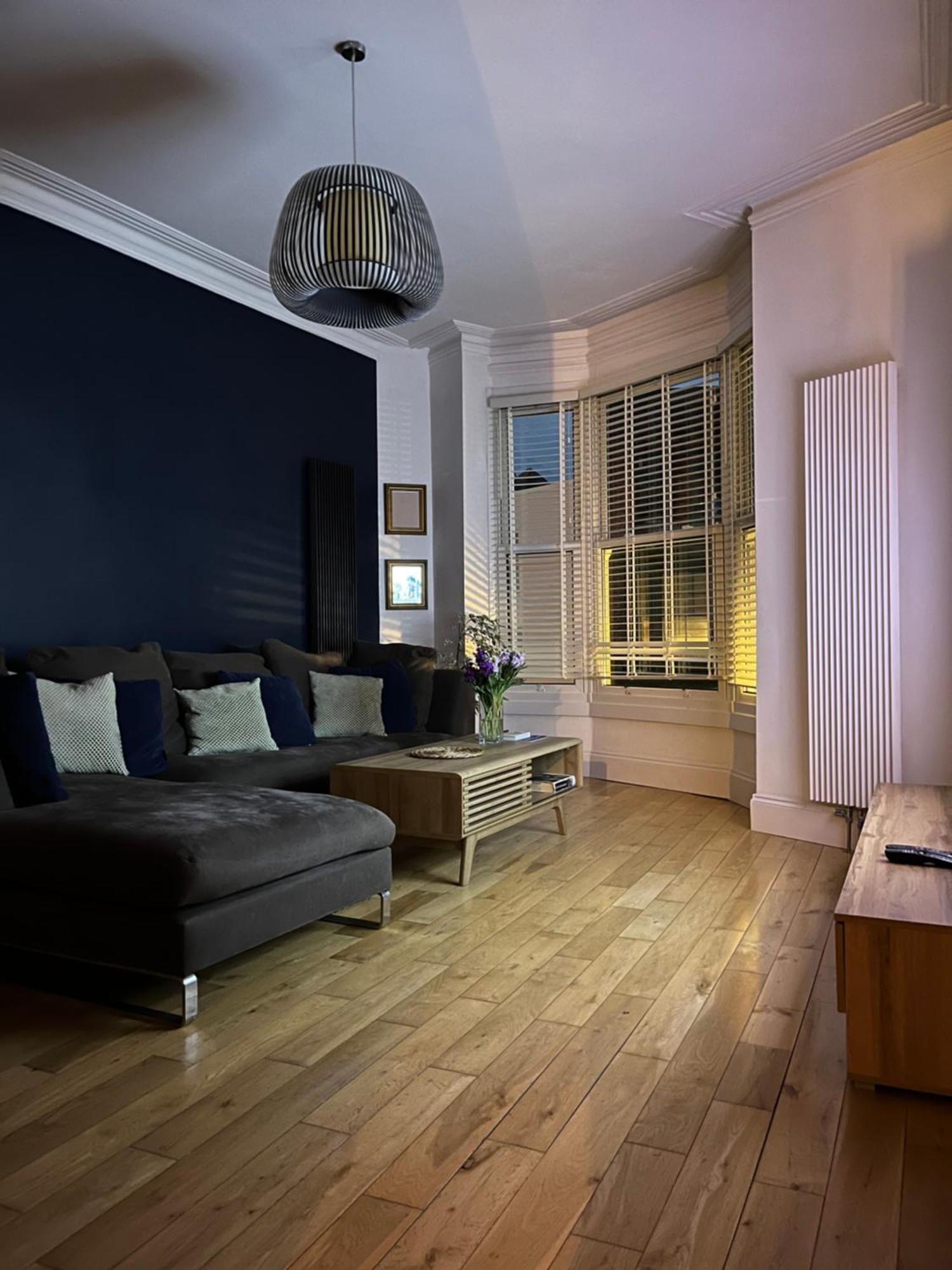The Clock Tower Apartment - Spacious, Modern, 2 Bed Room Apartment , Southsea With Free Parking - Sleeps 4 Портсмут Екстер'єр фото