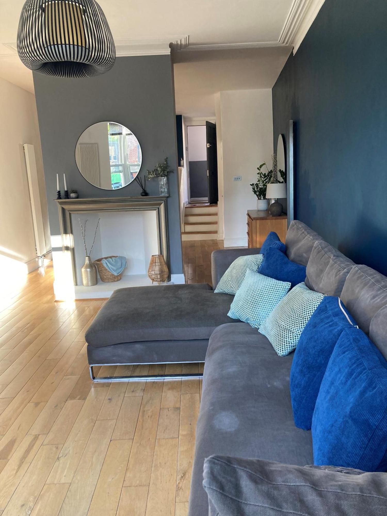 The Clock Tower Apartment - Spacious, Modern, 2 Bed Room Apartment , Southsea With Free Parking - Sleeps 4 Портсмут Екстер'єр фото